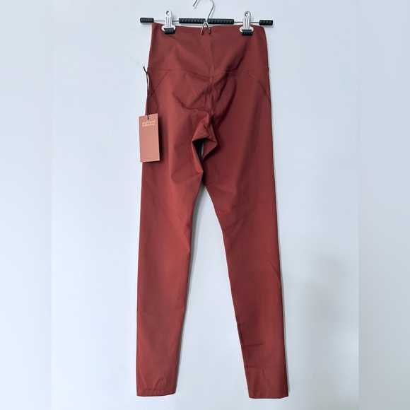 GIRLFRIEND COLLECTIVE COMPRESSIVE HIGH-RISE LEGGING - small, terracotta. - Picture 3 of 8